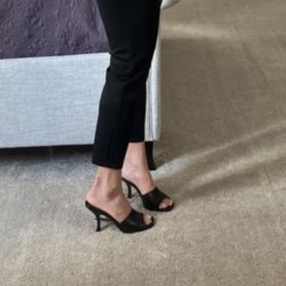 Express Square Toe Mid Heel Sandals - Picture 8 of 8